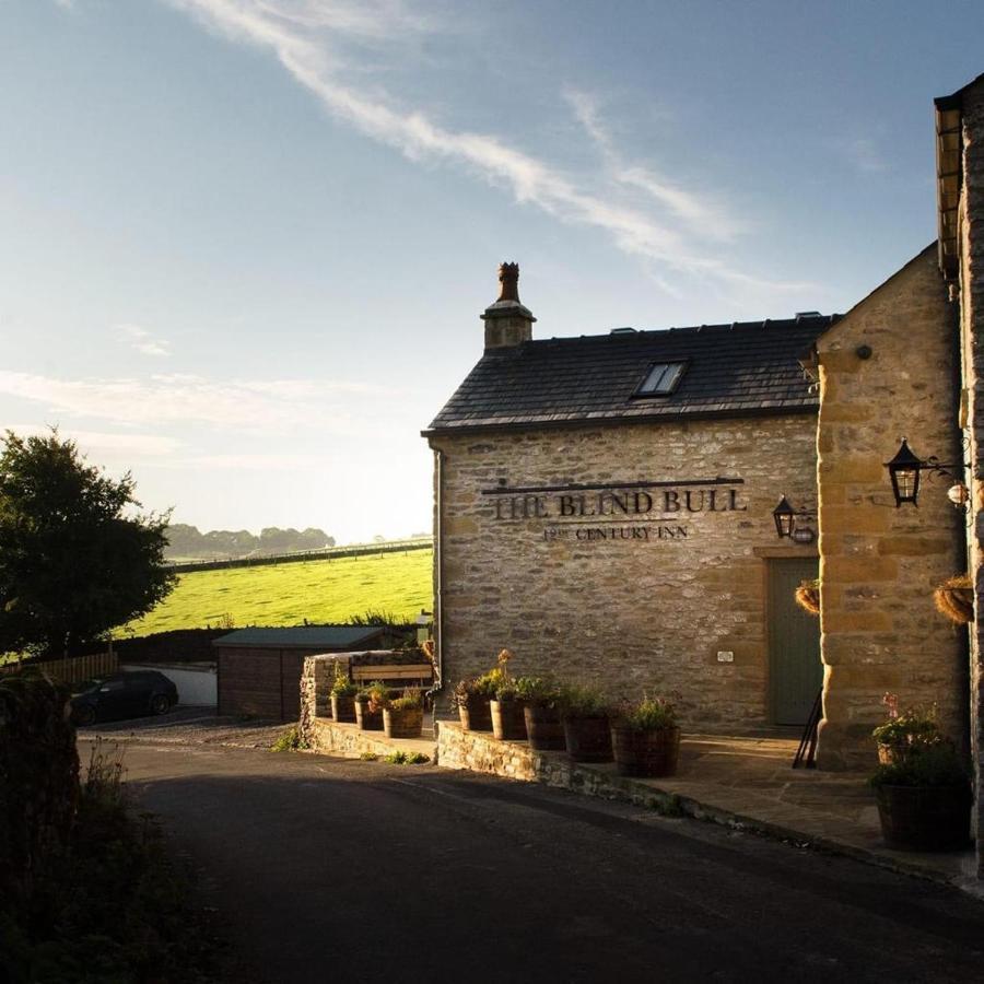 The Blind Bull Hotel Little Hucklow Bagian luar foto